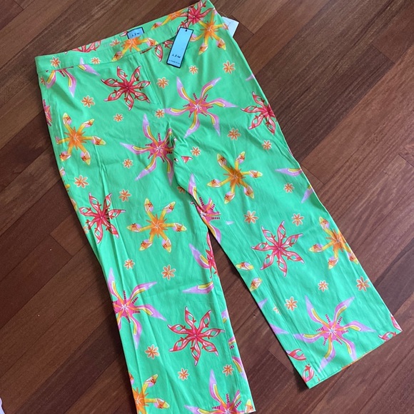 ITW by Claude Brown Colorful Green & Pink Women’s Capris - Size 16 - Picture 3 of 14
